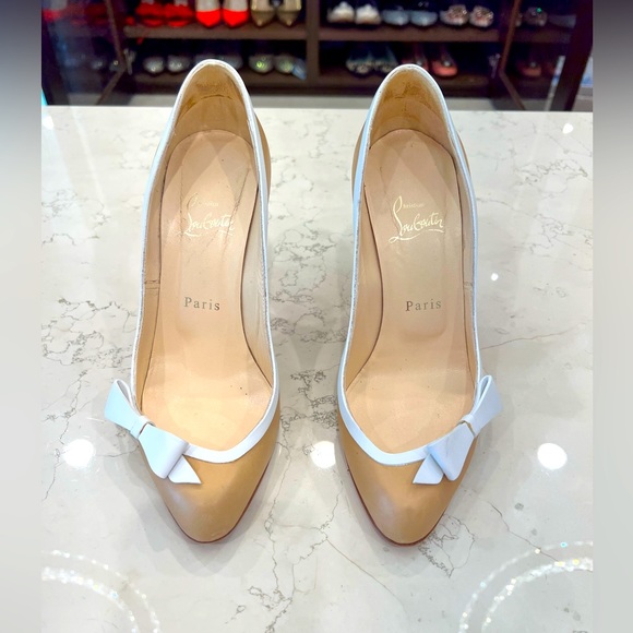 Christian Louboutin, beautiful beige heels with white bow, size 37.5 - Picture 1 of 13